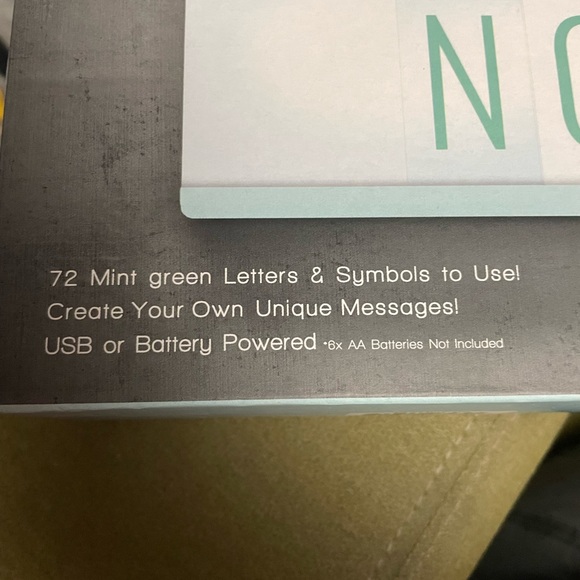 LED Light Box - Picture 3 of 3